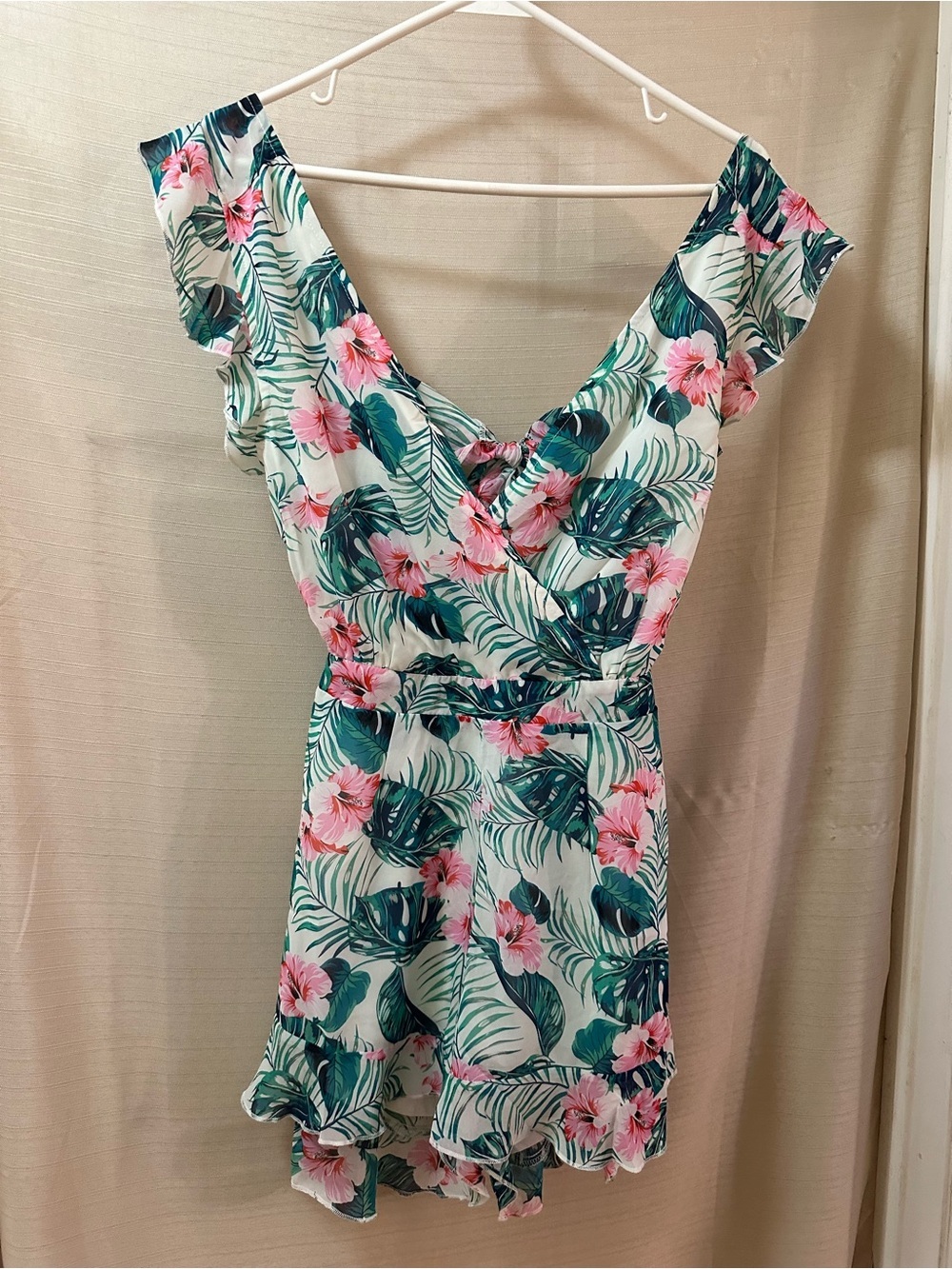 Streetwear Society Tropical Floral Open Back Tie Romper White Pink Green Size S